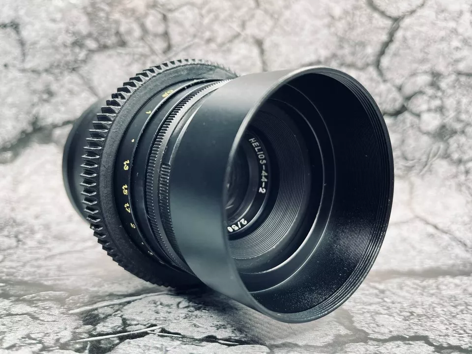 Sony E mount HELIOS 44 2 / 58mm Cine mod lens, Anamorphic helios 44-2 58mm/f2 - Image 3 of 4