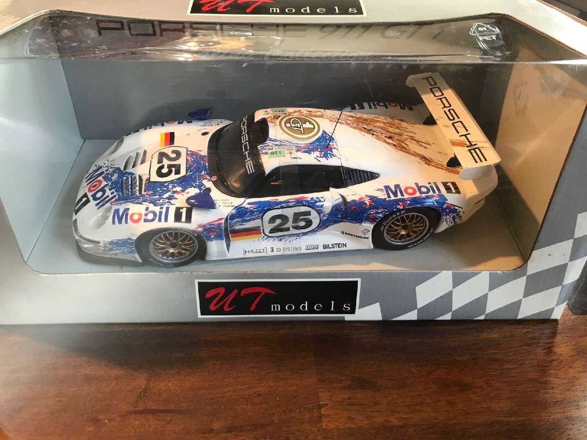 UTモデル　　ポルシェ911   GT1 UT Models 1/18 Scale 39627 - Porsche 911 GT1 Test car