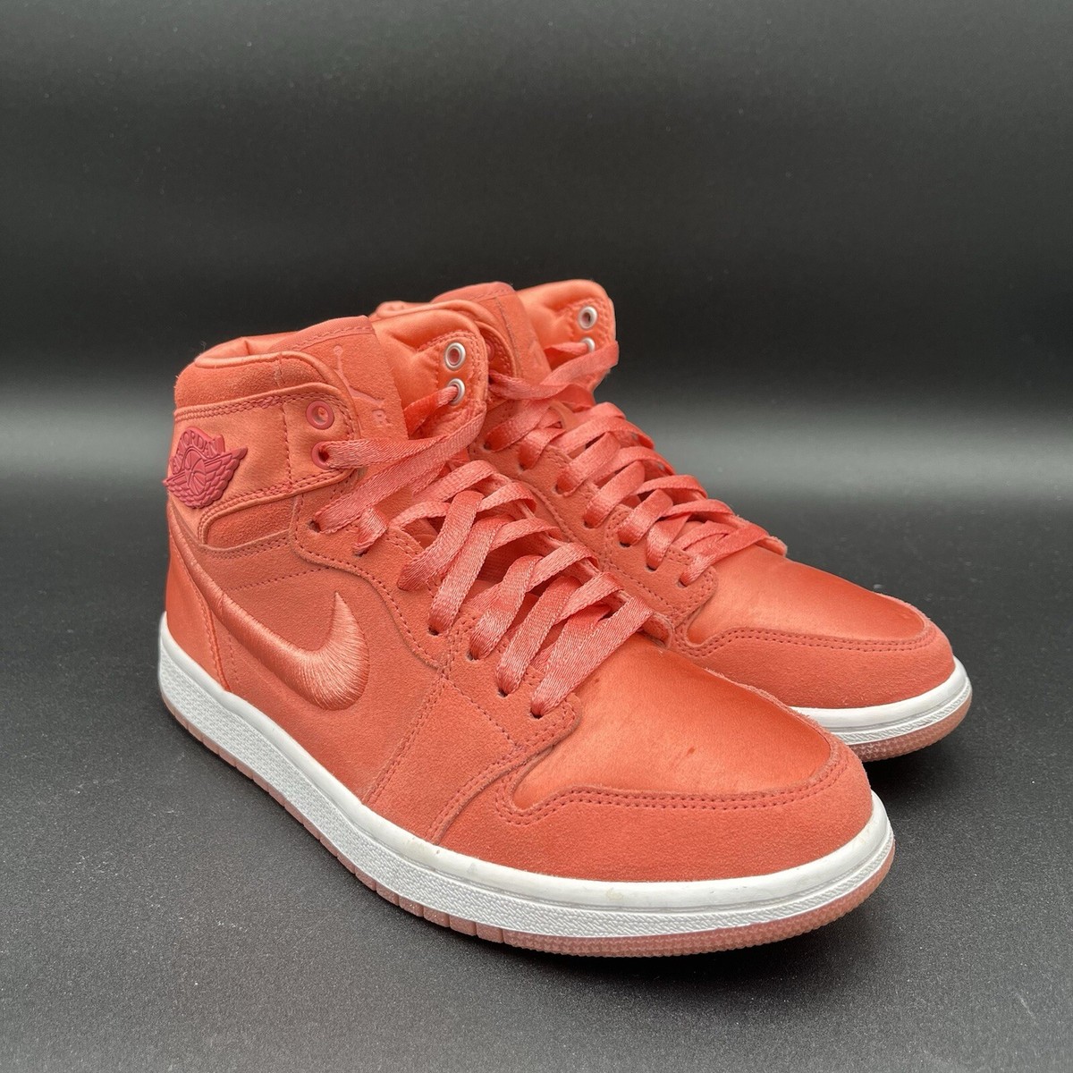 Nike Jordan 1 Retro High Season of Her Sunblush Sneaker Nike Jordan 1 Retro High Season of Her Sunblush Sneaker