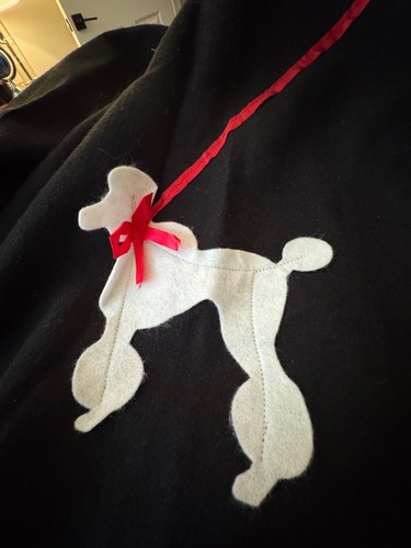La Mendola 1950s Black Felt Skirt w/ White Poodle Red Ribbon Leash EUC Label USA - Picture 8 of 9