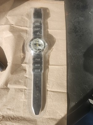 Batman TM & DC Comics Wristwatch New FACTORY Sealrd Free Shipping USA Only OBO