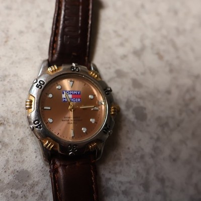 Women Tommy Hilfiger Watch 1238 Silver gold color case