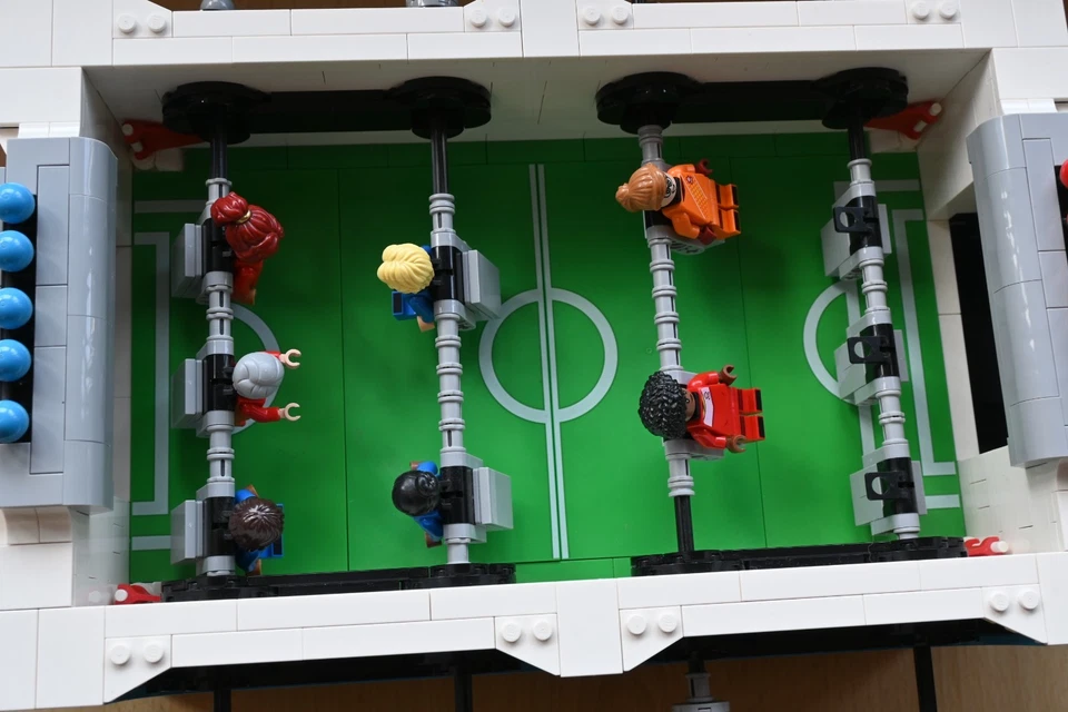 LEGO Ideas 21337 Table Football, Foto 2 von 5