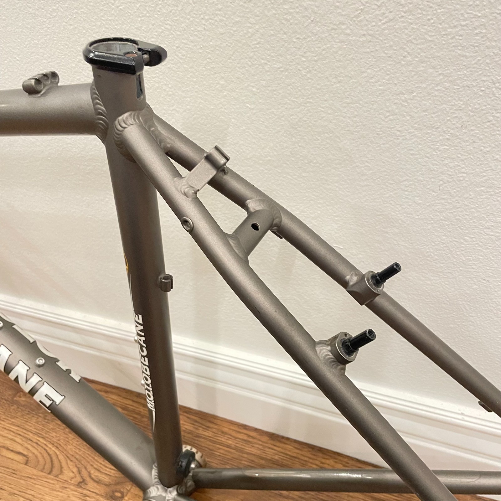 Motobecane Fantom CX Aluminum Carbon Road Bike Frame 52 cm Gray