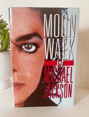 MOON WALK By MICHAEL JACKSON Hardback 1st Edition Book (1988) Music Collectible