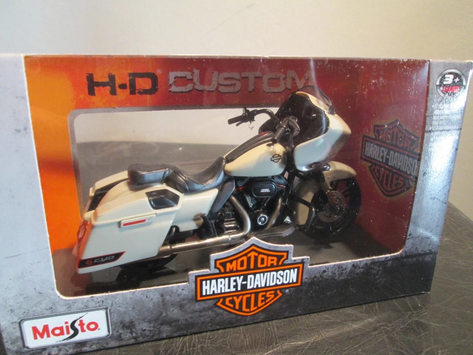 1:18 Harley Davidson 2018 CVO Road Glide grau Custom Maisto NEU u. OVP