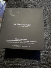 Laura Mercier Real Flawless Luminous Perfecting Pressed Powder