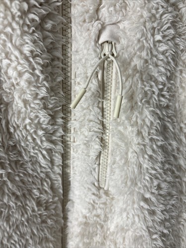 Uniqlo Cream Borg Fleece Jacket Size XS - Picture 4 of 10