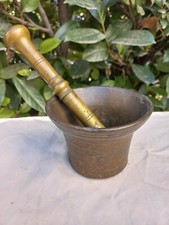 Mortaio antico in bronzo