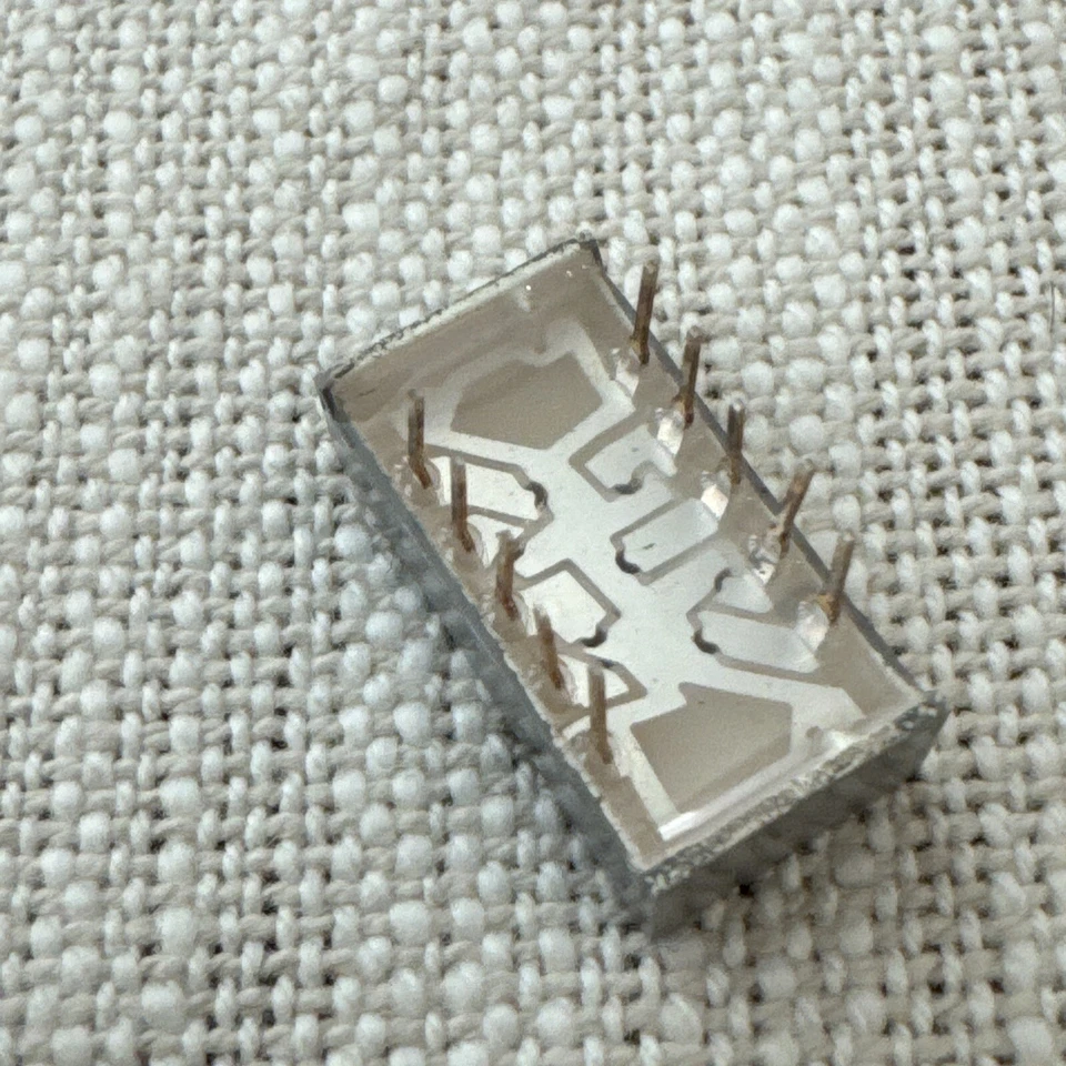 TIL340 TI TIL 340 TEXAS INSTRUMENTS ALPHANUMERIC LED VINTAGE Gray 10 Pin Rare - Image 4 of 4