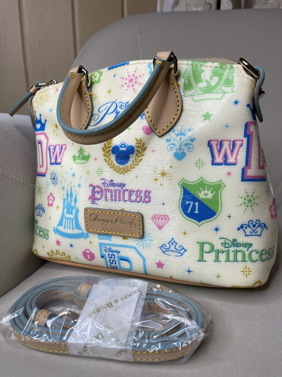 dooney&bourke☆海外ディズニー限定ショルダーバッグ マラソン