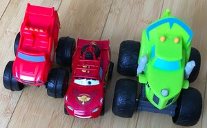 small lightning mcqueen car