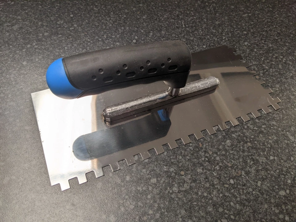 Tilebank Square Notched Tiling Trowels - Steel DIY Walling Handle Grip