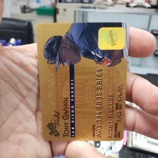 1995 Studio Gold Tony Gywnn # 25