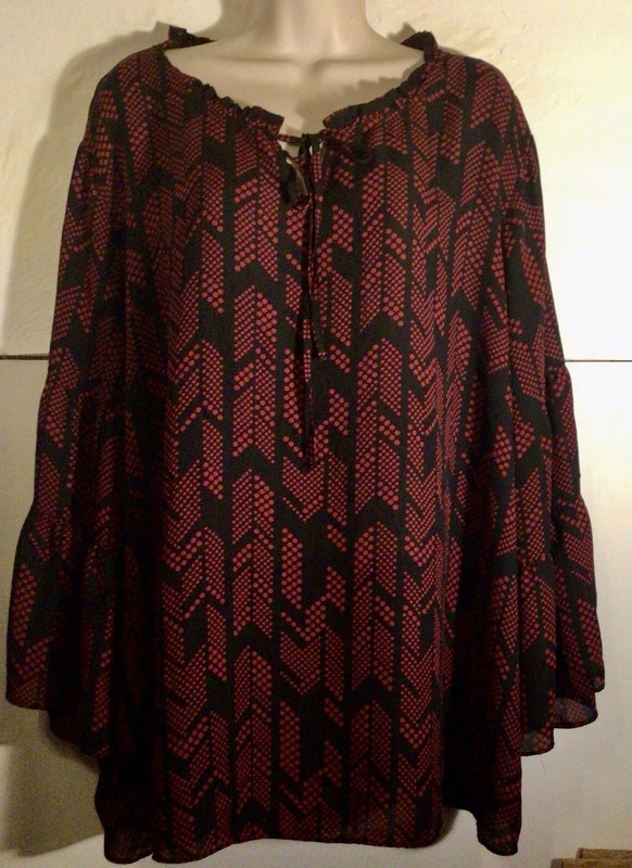 EST 1946 WOMENS SIZE 1X TOP BURGUNDY RED /BLACK LIGHTWEIGHT 