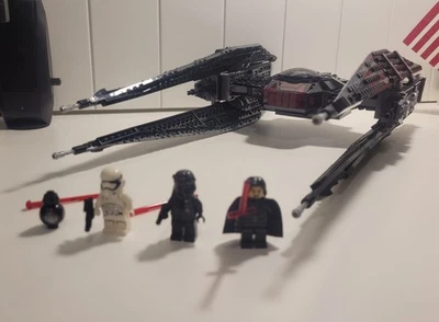 LEGO Star Wars 75179 Kylo Ren's TIE Fighter