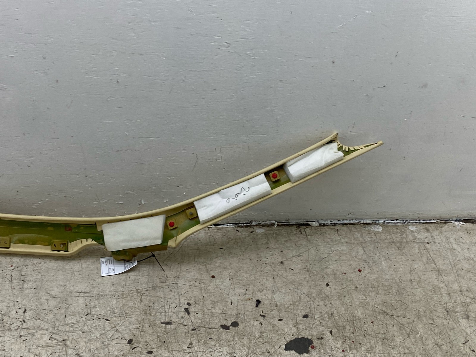 2010-2020 BENTLEY MULSANNE FRONT LEFT WINDSHIELD A PILLAR TRIM PANEL 3Y5867457