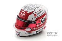 Oliver Bearman Helm Bell Helmet Haas Formel 1 Monaco 2025 1:5 Spark 5HF209