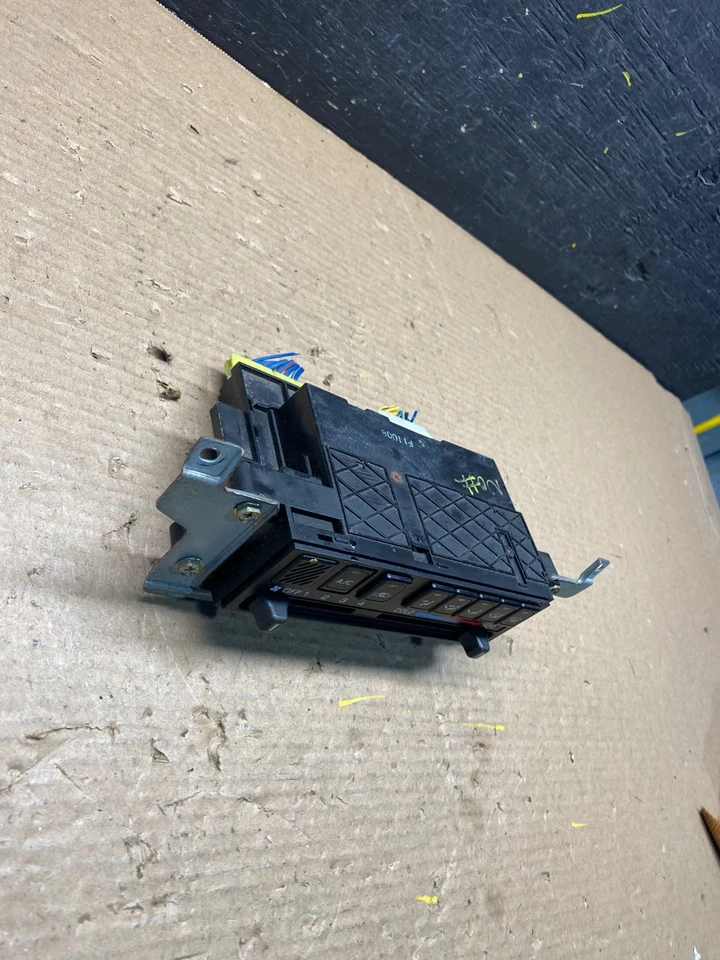 Infiniti M30 1990-92 temperatura aire acondicionado control de calefacción S6714 PS Foto 3 de 4