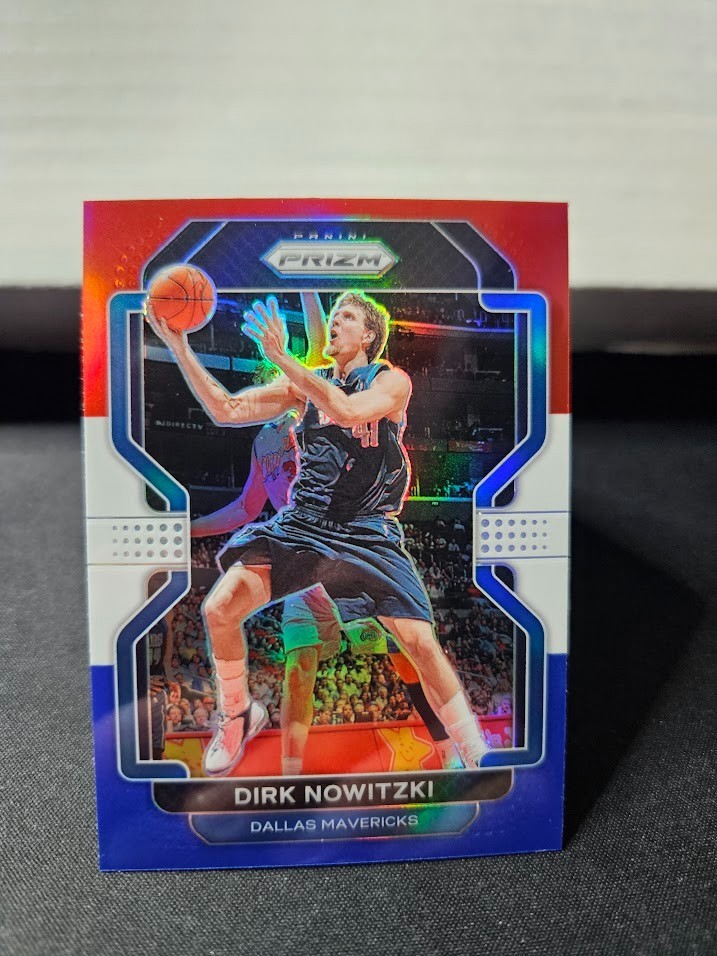 2021-22 Panini Prizm Red White and Blue Dirk Nowitzki #289 Dallas Mavericks