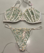 Victoria  s Secret DREAM ANGELS Bra  Panty Set Floral Embroidery 38DDD/Large NWT