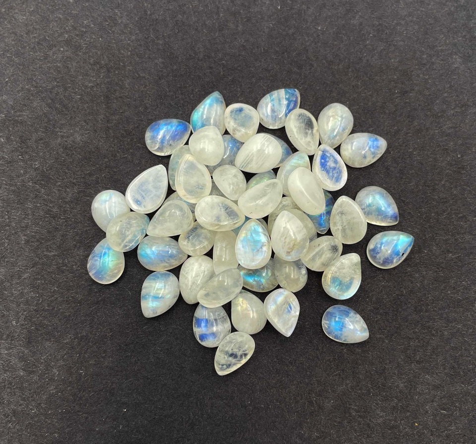 Orecchini d'argento con pietra lunare arcobaleno
