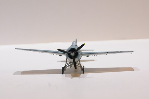CAROUSEL 1 F4F-4 WILDCAT USMC VMF-121 CAPT JOE FOSS SCALE 1:48 DIECAST - Picture 2 of 6