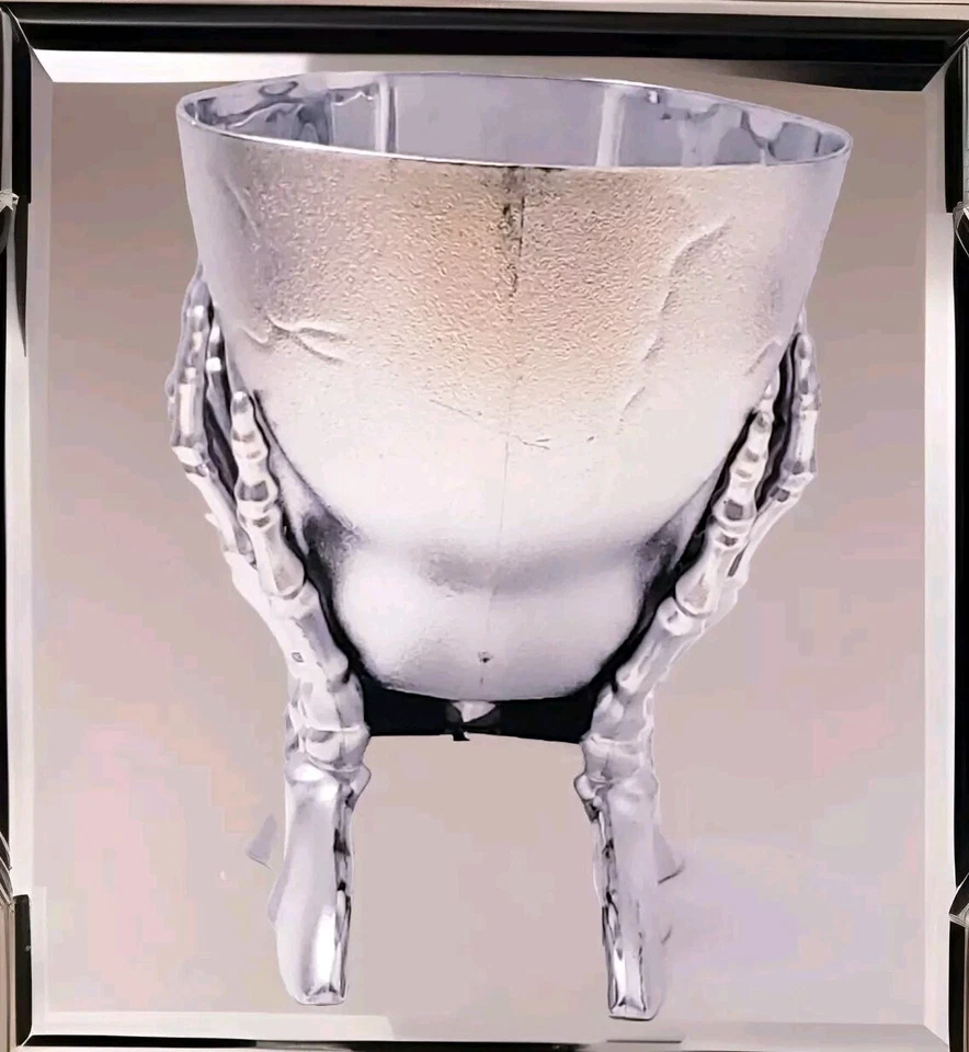 Gothic Punk Large Silver Skull Plastic Halloween Candy Snack Bowl 7"×6" New  - Image 3 of 4