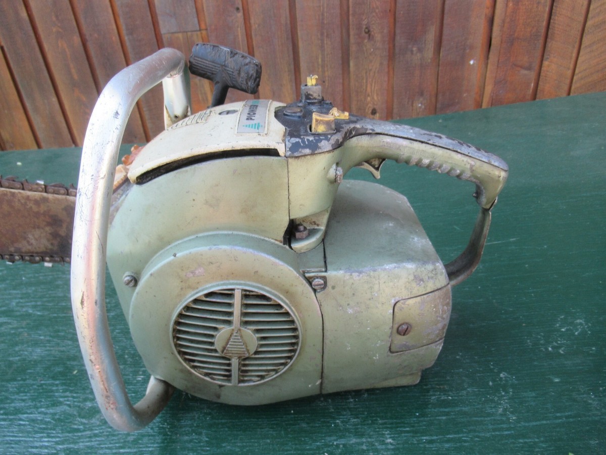 Vintage PIONEER 550 Chainsaw Chain Saw with 16