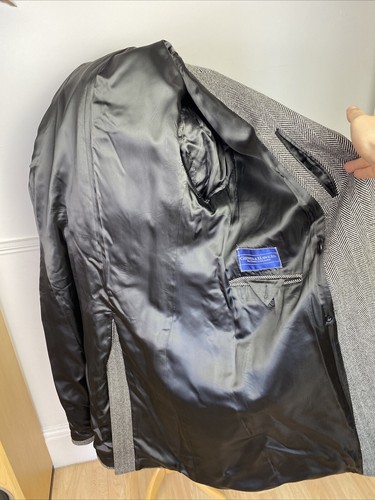 Gieves & Hawkes Savile Row (44R) Herringbone Tweed Double Breasted Chesterfield - Picture 17 of 24