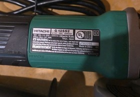 Hitachi 4 1/2" Disc Grinder 5.1 Amp G12SS2