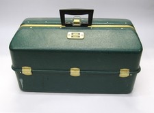 UMCO 3060U VINTAGE Fishing TACKLE Box LURES Reels NO RESERVE