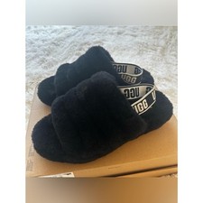 UGG Fluff Yeah Sheepskin Slide Slippers Black Size 9 Logo Cozy Platform