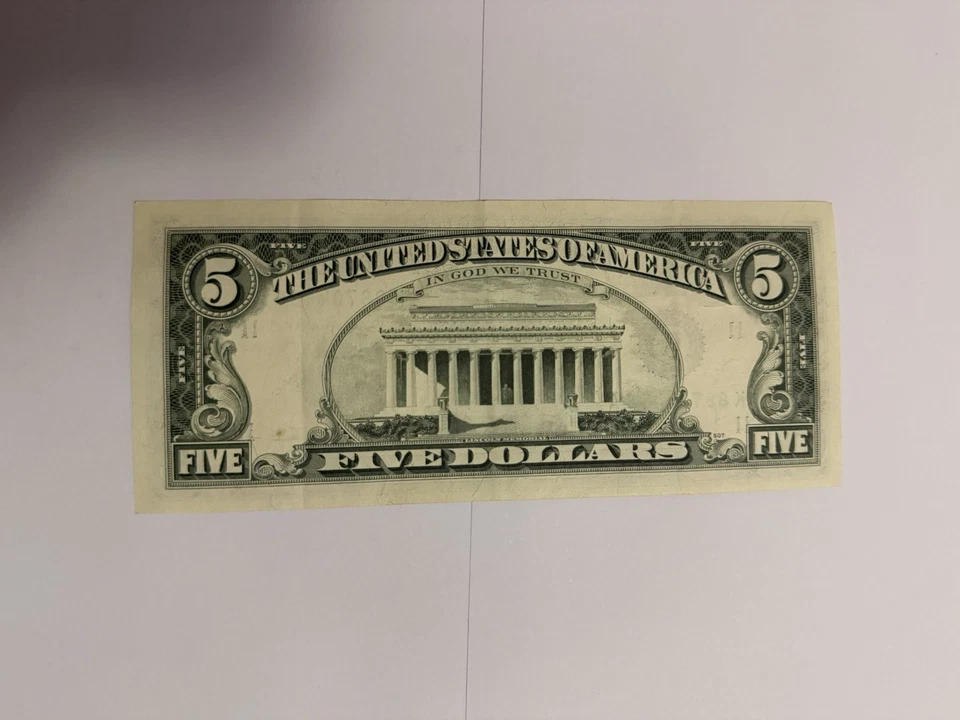 USA Bank Note: USA, Five Dollar 1977 A No. K88704498 A - Image 2 of 2