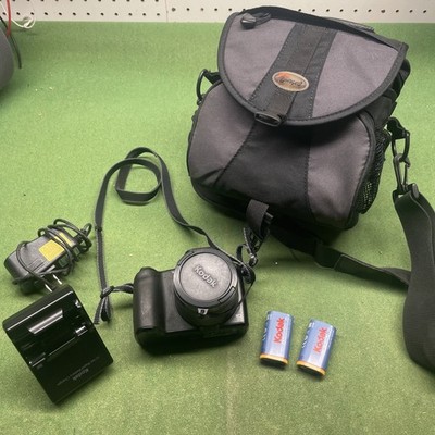 Kodak DX7590 Easy Share Digital Camera Black Z1015 IS Working With Batteries