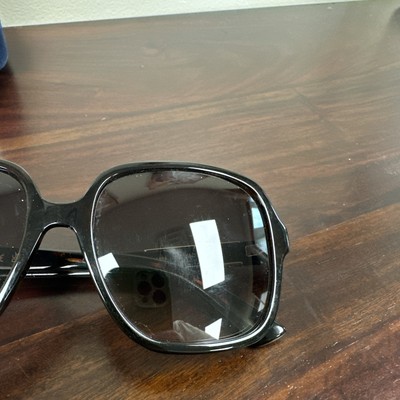 Gucci Authentic Dark Tortoiseshell Large Rectangular Frame  display picture 3