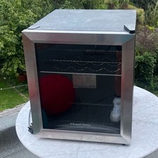 Image of Russell Hobbs Wine Cooler in Excellent condition H: 20"/50 cm D: 18"/45cm W: 17"