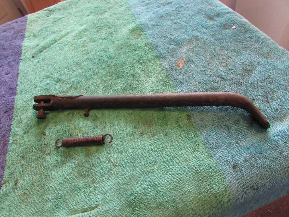 Pata de cabra Suzuki DS100 1981 Foto 2 de 3