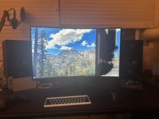 Samsung LU32R590CWNXZA 31.5 Inches 16:9 Curved UHD Monitor - Dark Blue Gray