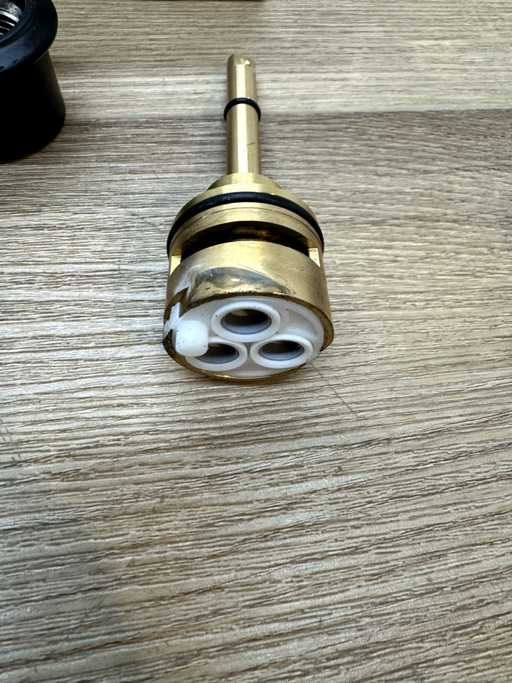 Delta T11967BL Ara Six Function Diverter Valve Trim, Matte Black *READ