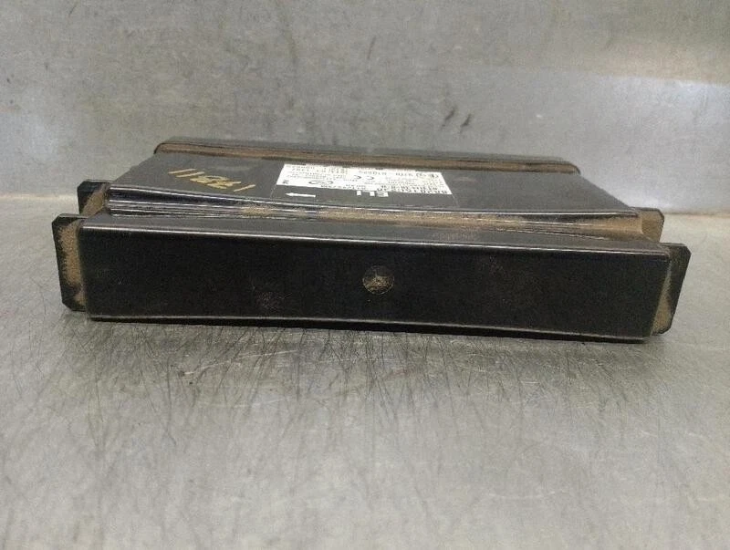 88281SC230 module électronique pour SUBARU FORESTER (SH ) 2.0 D AWD 2007 4551112 - Photo 3/4