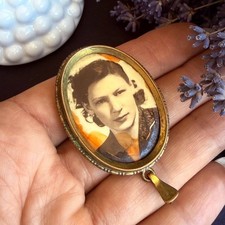 Antique Gold Filled Photo Locket Pendant GPI Oval Portrait Estate Jewelry Gift