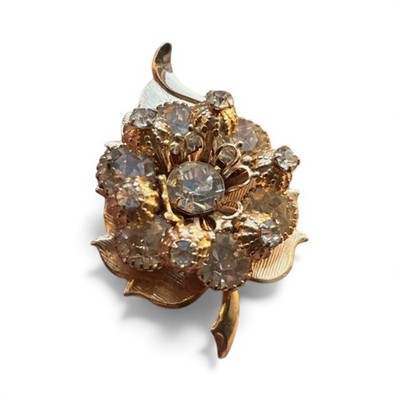 Vintage Gorgeous Cerulean clear Crystal/Rhinestone Gold tone Leaf Brooch/Pin..