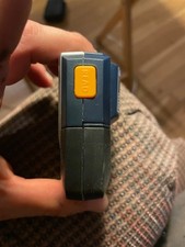 Télémètre Laser Ryobi ES1000 90ft (27m) Pour Smartphones - Neuf Avec Auto-nivellement