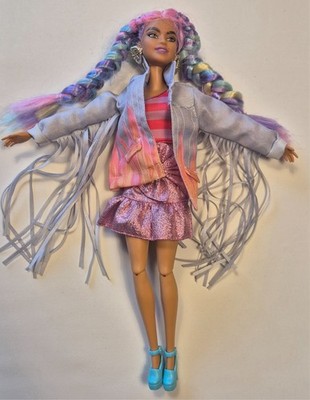 Barbie Freundinnen Set, Drei Barbies in Coolen Kleidern und Diversen Formen