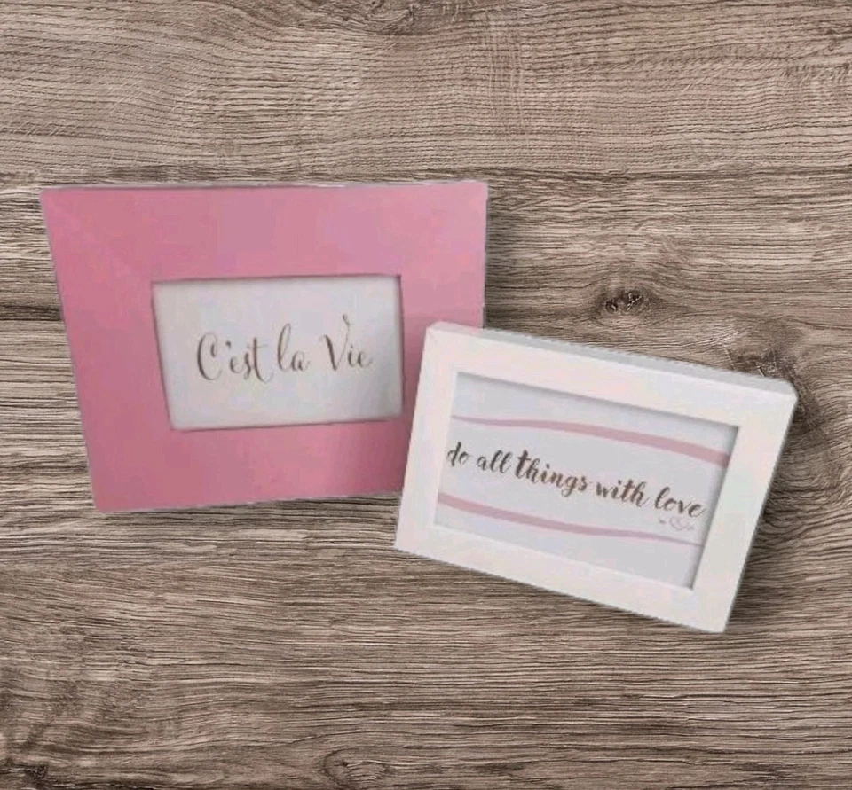 2 molduras para fotos Sheffield Home rosa branco cottagecore cavalete de madeira menina feminina - Imagem 3 de 4