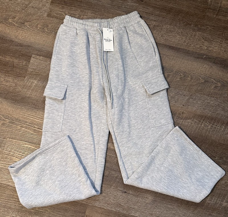 NWT Trendy Queen Wide Leg Cargo Sweatpants Small Light Heather Grey