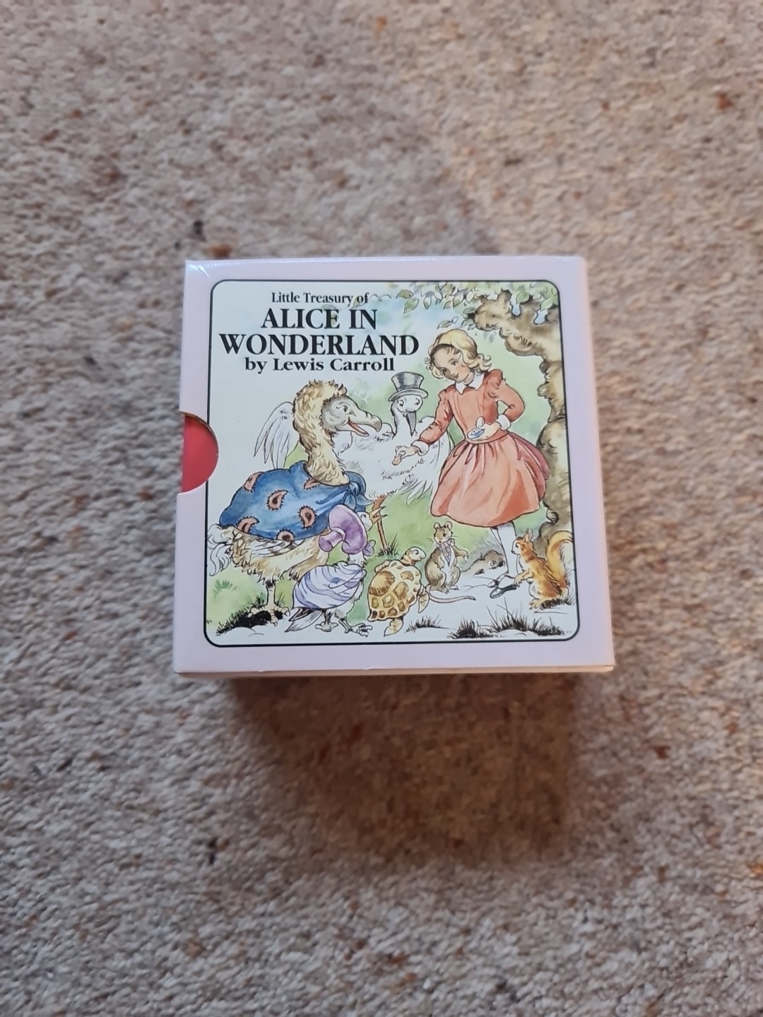 Little Treasury of ""Alice in Wonderland"" (Little treasuries)