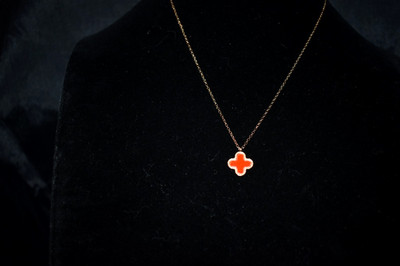 Red & Black Reversible Clover Pedant Necklace S. Steel 16'' B1