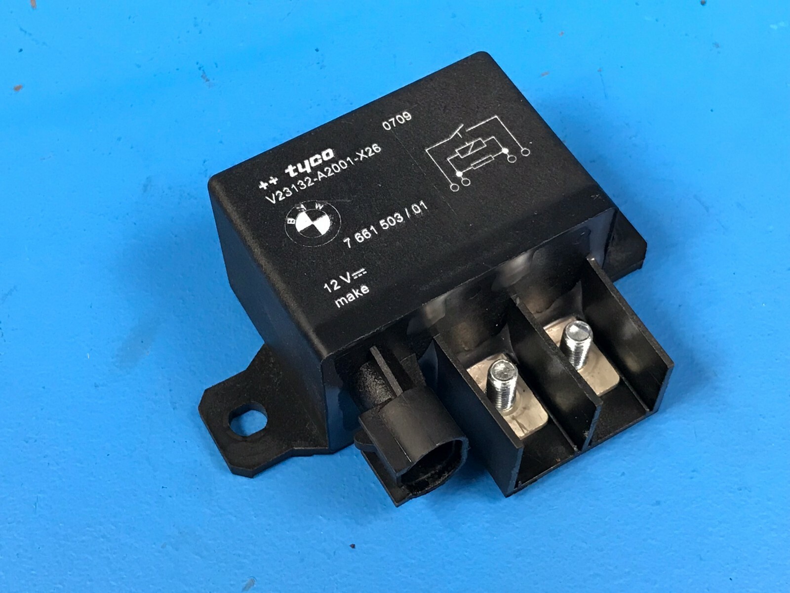 BMW F10 F30 E60 E61 E63 E64 E90 E70 COOLING FAN RELAY CONTROL MODULE